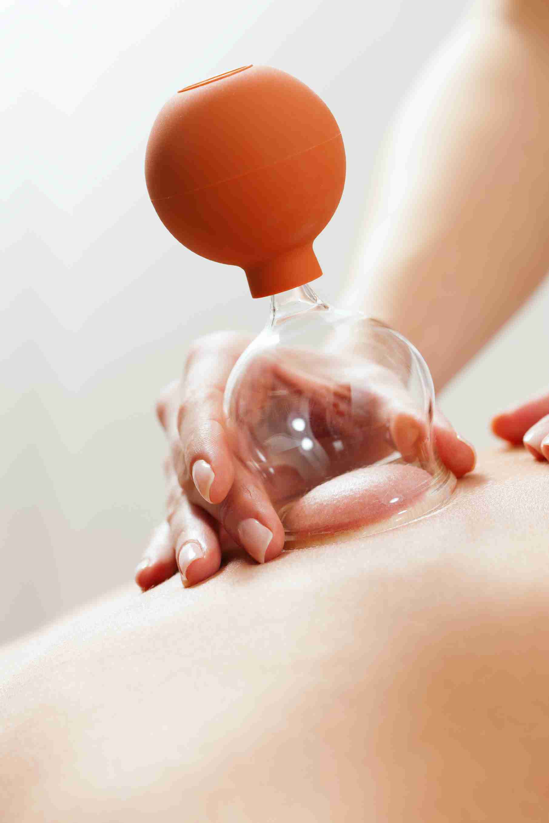 Sogut, Sonja Gutmann, Vinelz Sogut, Sonja Gutmann, Vinelz Massage Vinelz, Praxis SOGUT,  Shiatsu, Fussreflex, Lymphdrainage, Berner Seeland, Ins, Erlach, Lüscherz, Gals, Täuffelen, Seeland